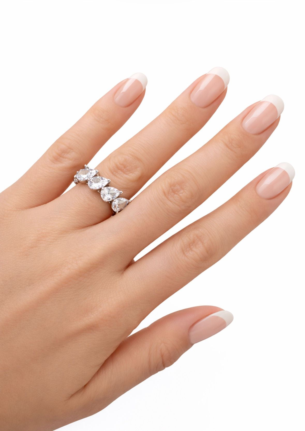 GARDENIA ALLIANCE RING