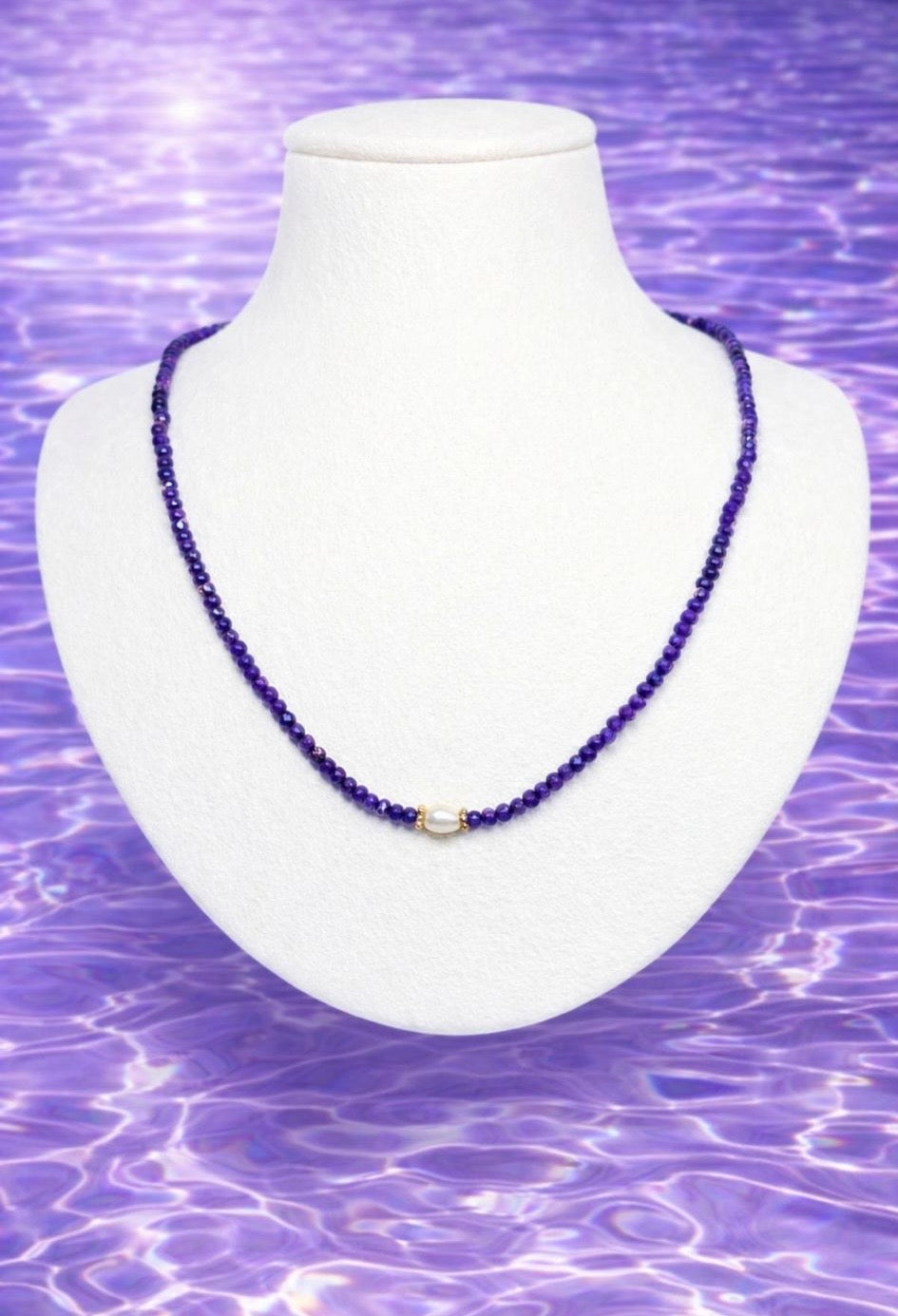 SHILA NECKLACE