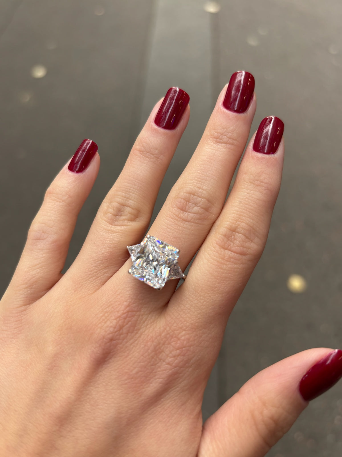 WHITE ALYSSE SOLITAIRE RING