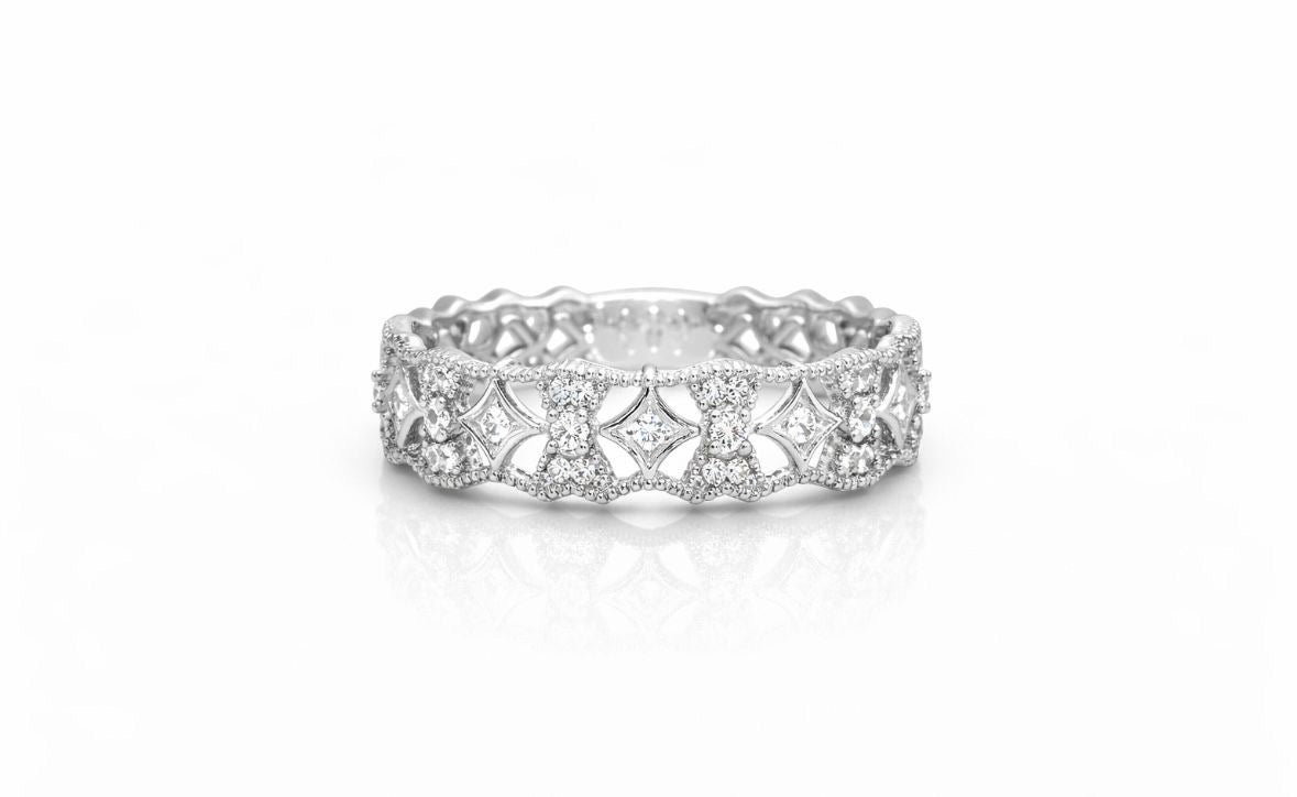 LACE LILY RING