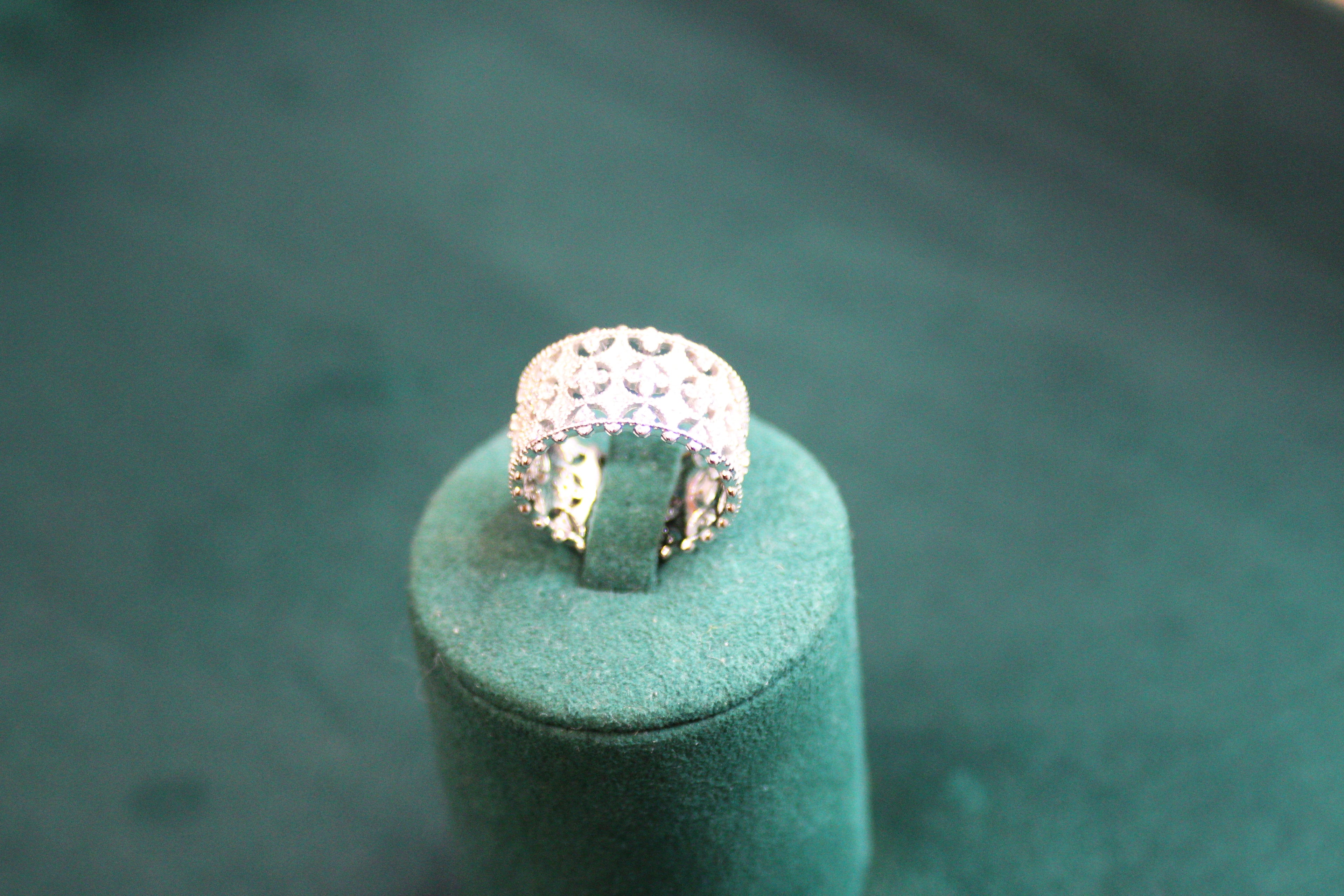 Bague Camelia dentelles